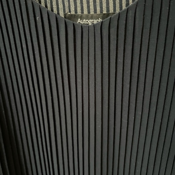 Pleated Top - Picture 3 of 4